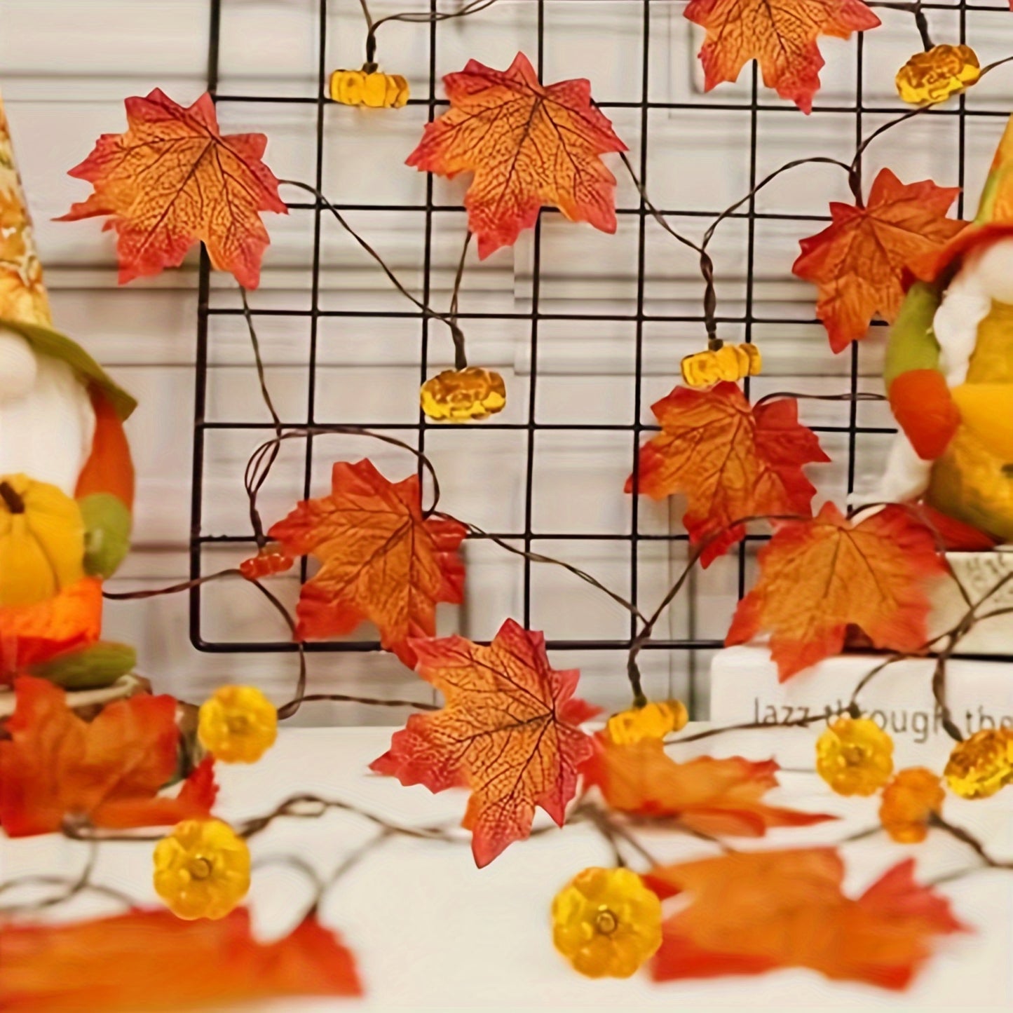 2pcs Autumn Maple Leaf String Lights