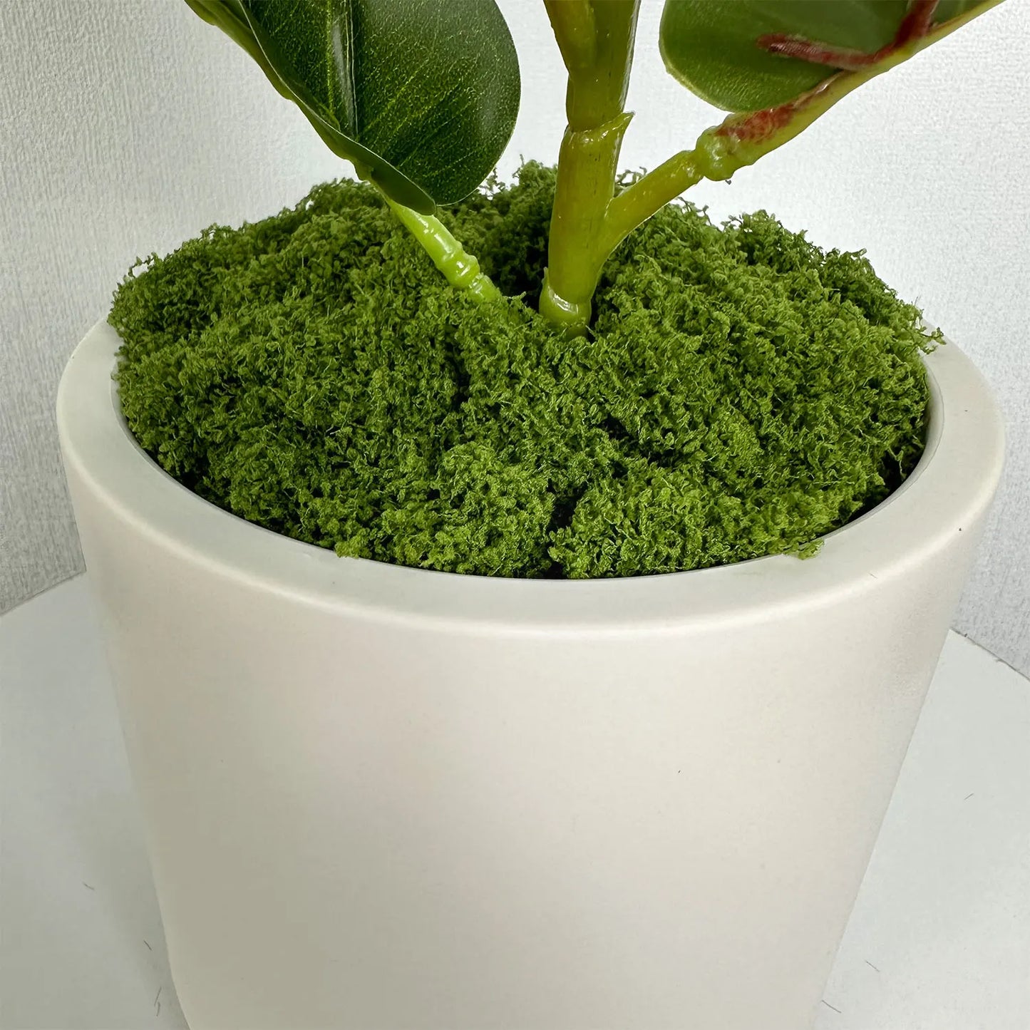 Ceramic Planter Pot With Imitation moss