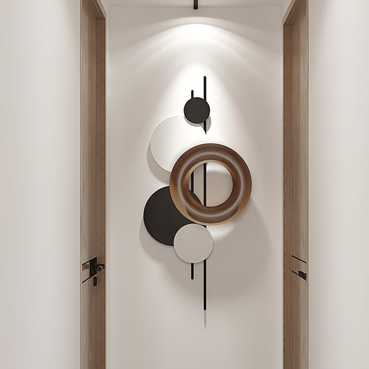 Modern Abstract Metal Wall Art With a Luxurious Iron Design