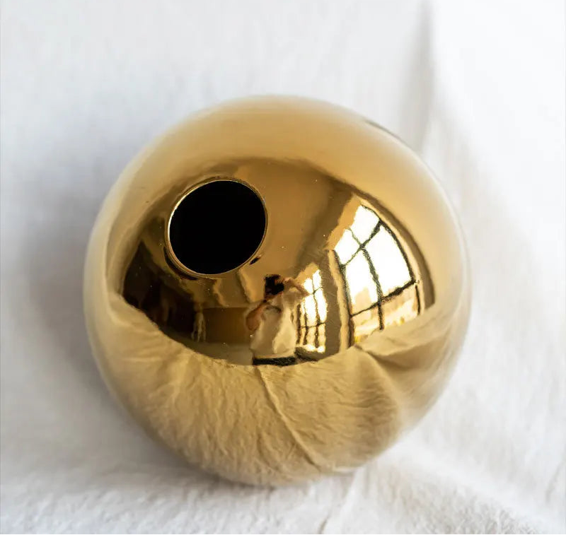 Plating Golden Ball Ceramic Vase
